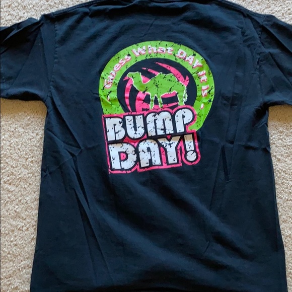 Custom tee - Picture 2 of 2